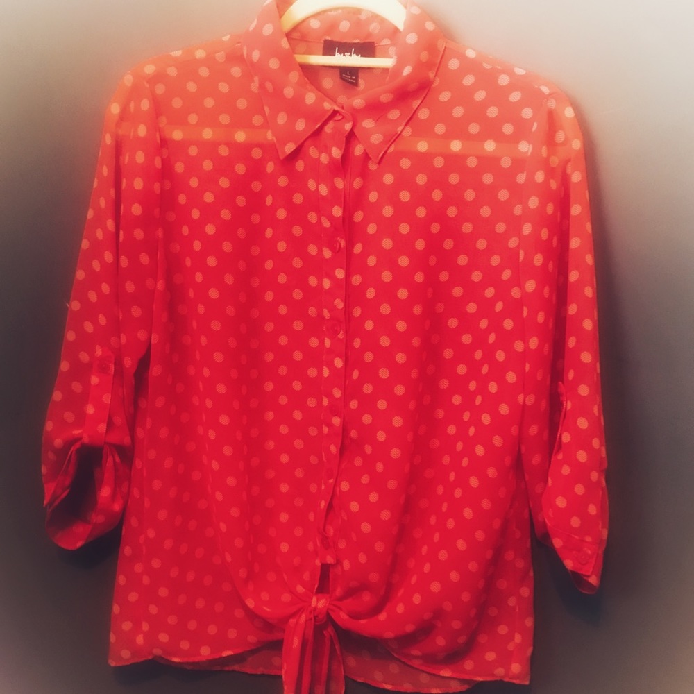 Blouse⭐️ - Picture 2 of 3
